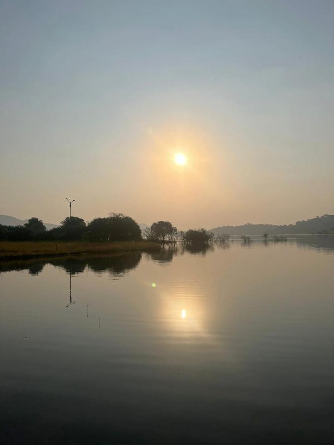 Mountain N Lake Resort Igatpuri Exterior photo